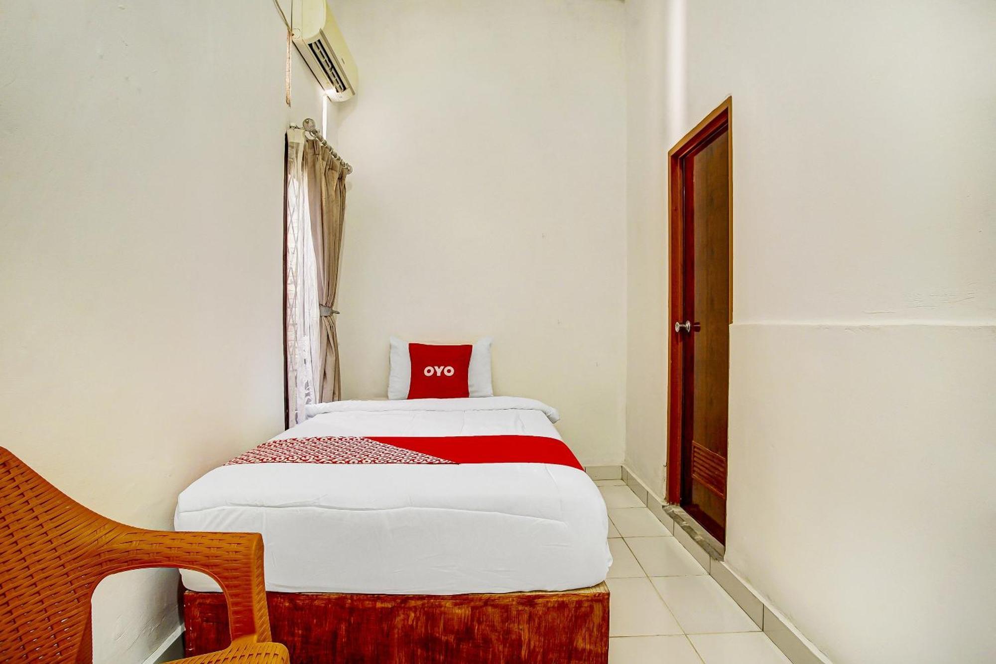 Super Oyo 91055 Homestay Syariah バンダールランプン エクステリア 写真